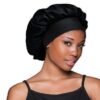 BONNET SATIN À BORD LARGE POUR CHEVEUX – Image 3